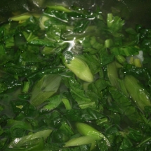 Boiled leeks with spinach